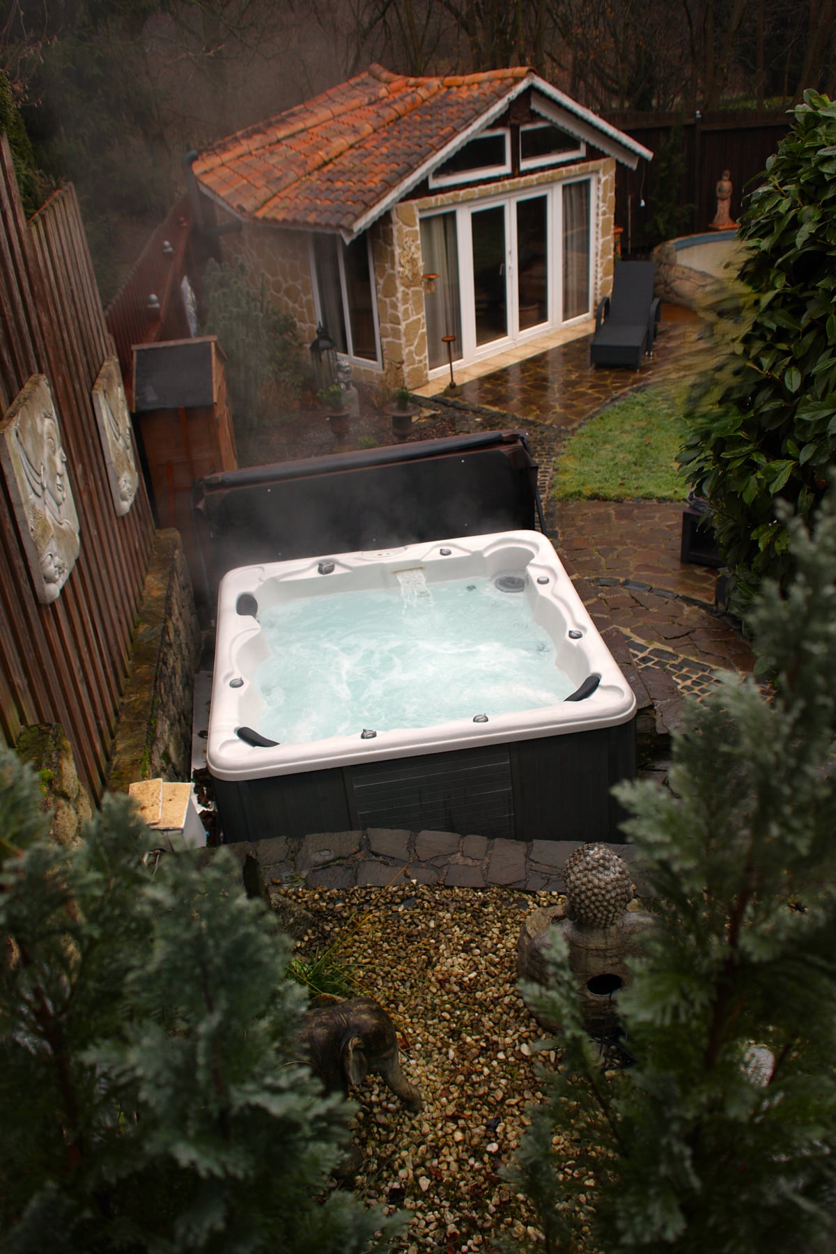 Private Spa & Lounge